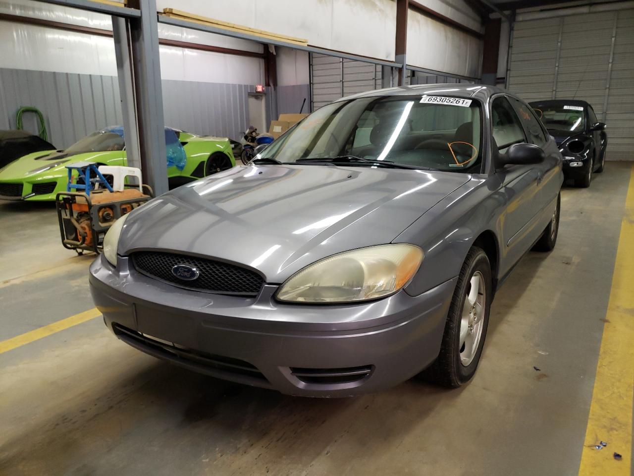 Photo 2 from auction – 2007 FORD TAURUS SE with VIN 1FAFP53U87A151003