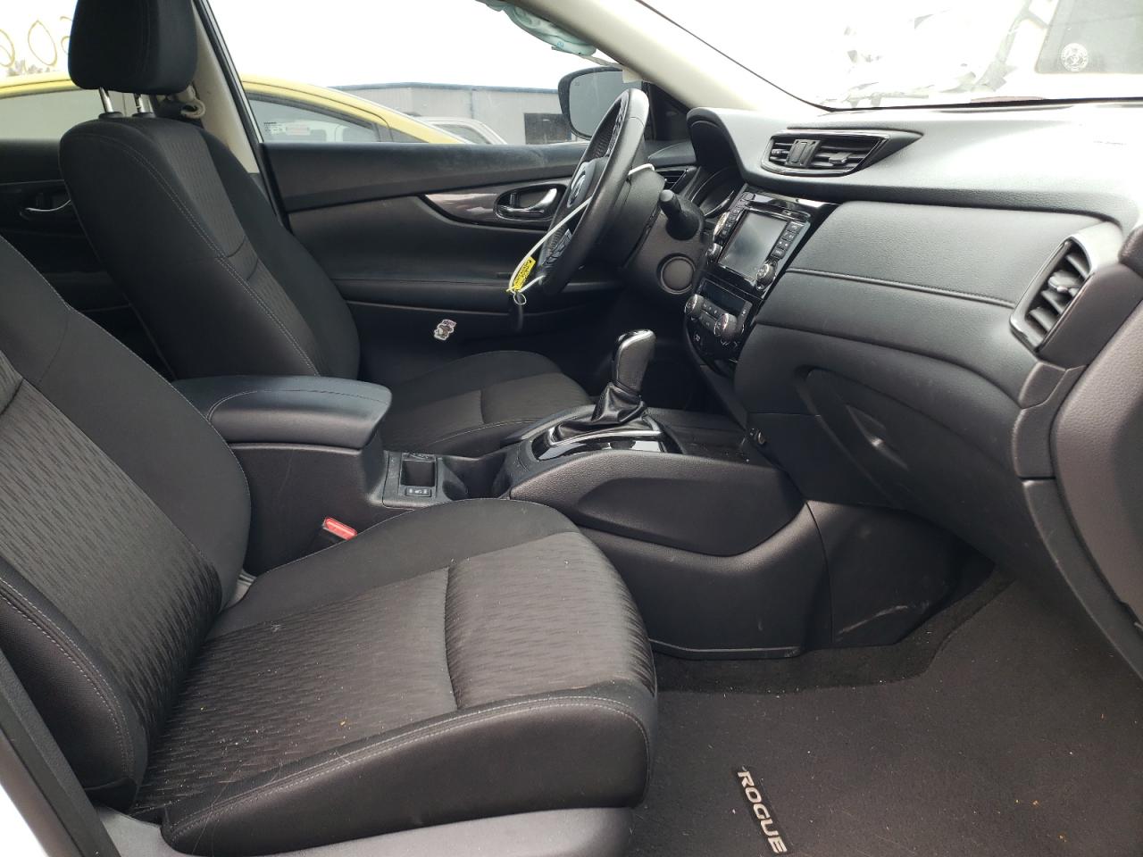 Фото 5 с аукциона – 2017 NISSAN ROGUE S с VIN KNMAT2MTXHP596233