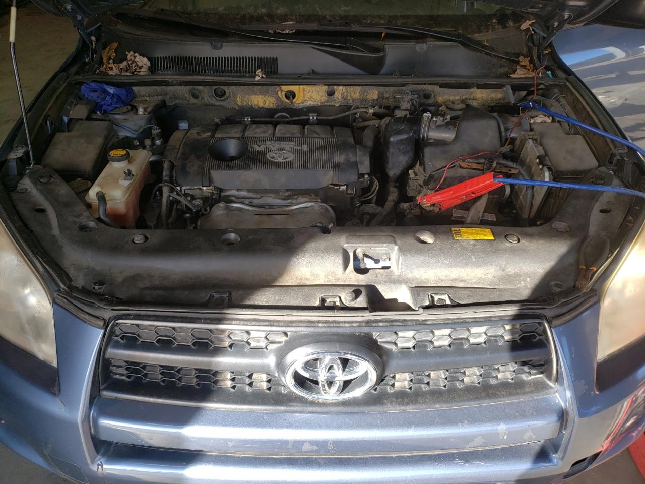 Photo 7 from auction – 2010 TOYOTA RAV4 with VIN JTMZF4DV8A5022318