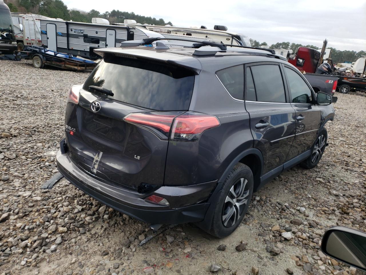 Photo 17 from auction – 2018 TOYOTA RAV4 LE with VIN 2T3ZFREV8JW450667