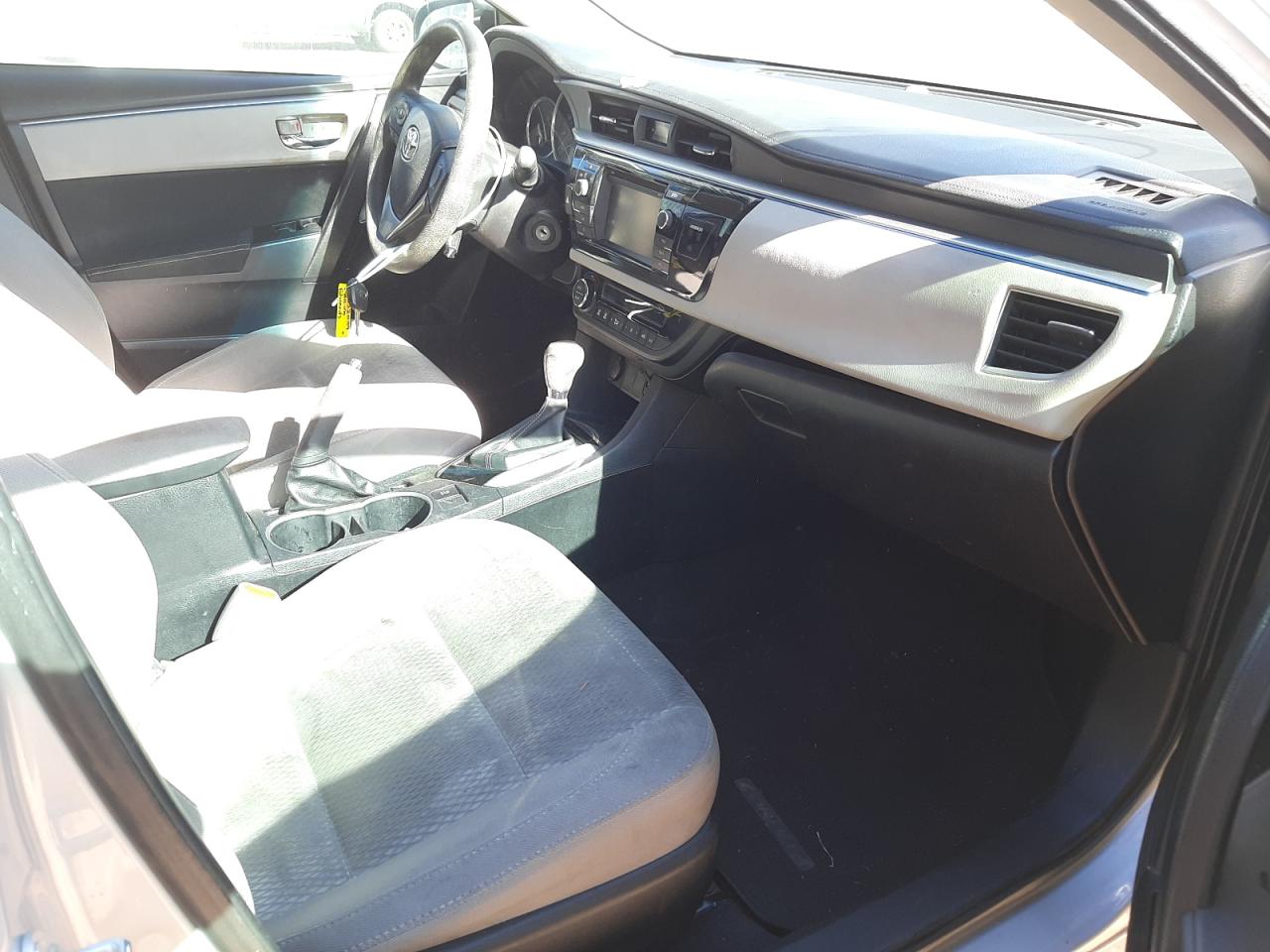Photo 5 from auction – 2016 TOYOTA COROLLA L with VIN 2T1BURHE3GC534207