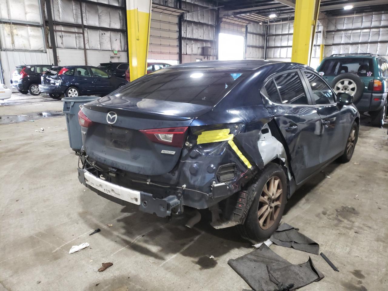 Photo 9 from auction – 2015 MAZDA 3 TOURING with VIN JM1BM1V76F1268174