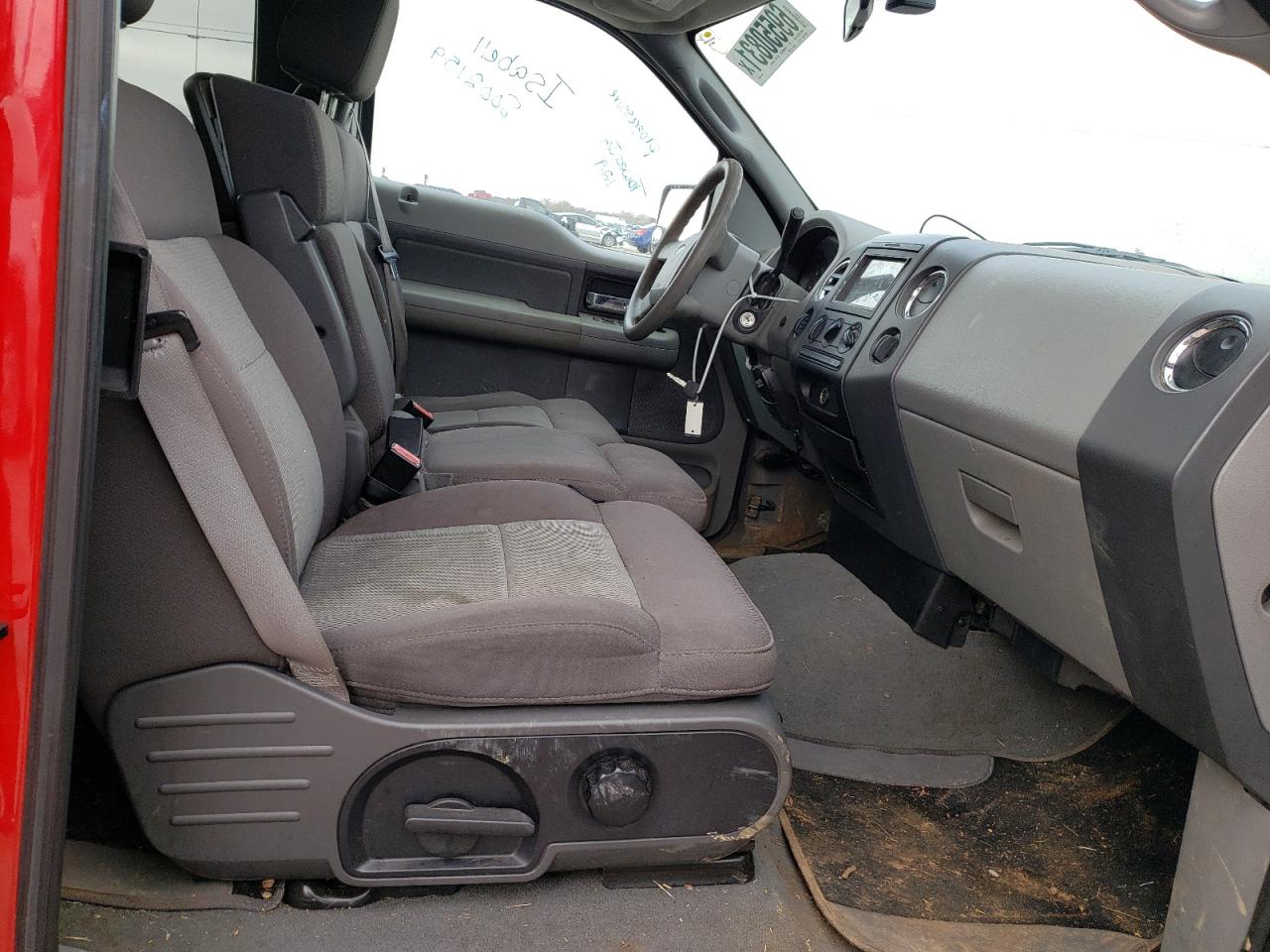 Photo 5 from auction – 2005 FORD F150 with VIN 1FTPX14565FB33551