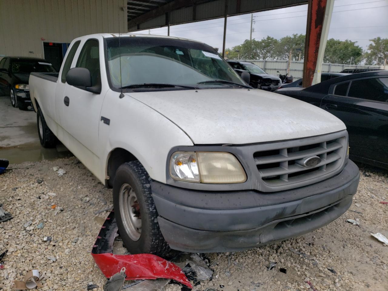 FORD F150 2000 with VIN 1FTZX1729YNB22208 - Photo from auction