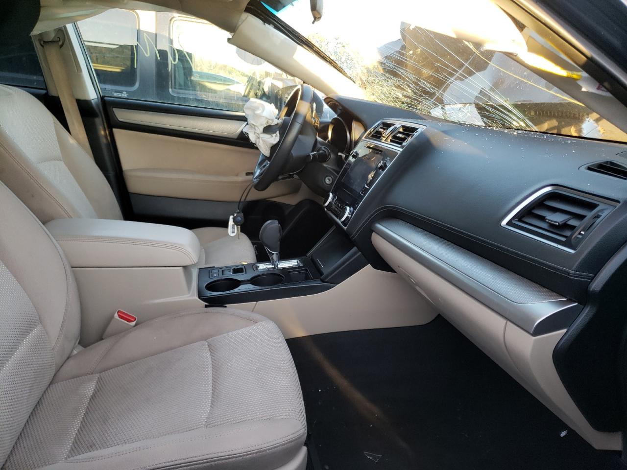 Photo 5 from auction – 2018 SUBARU OUTBACK 2. with VIN 4S4BSACC7J3364748