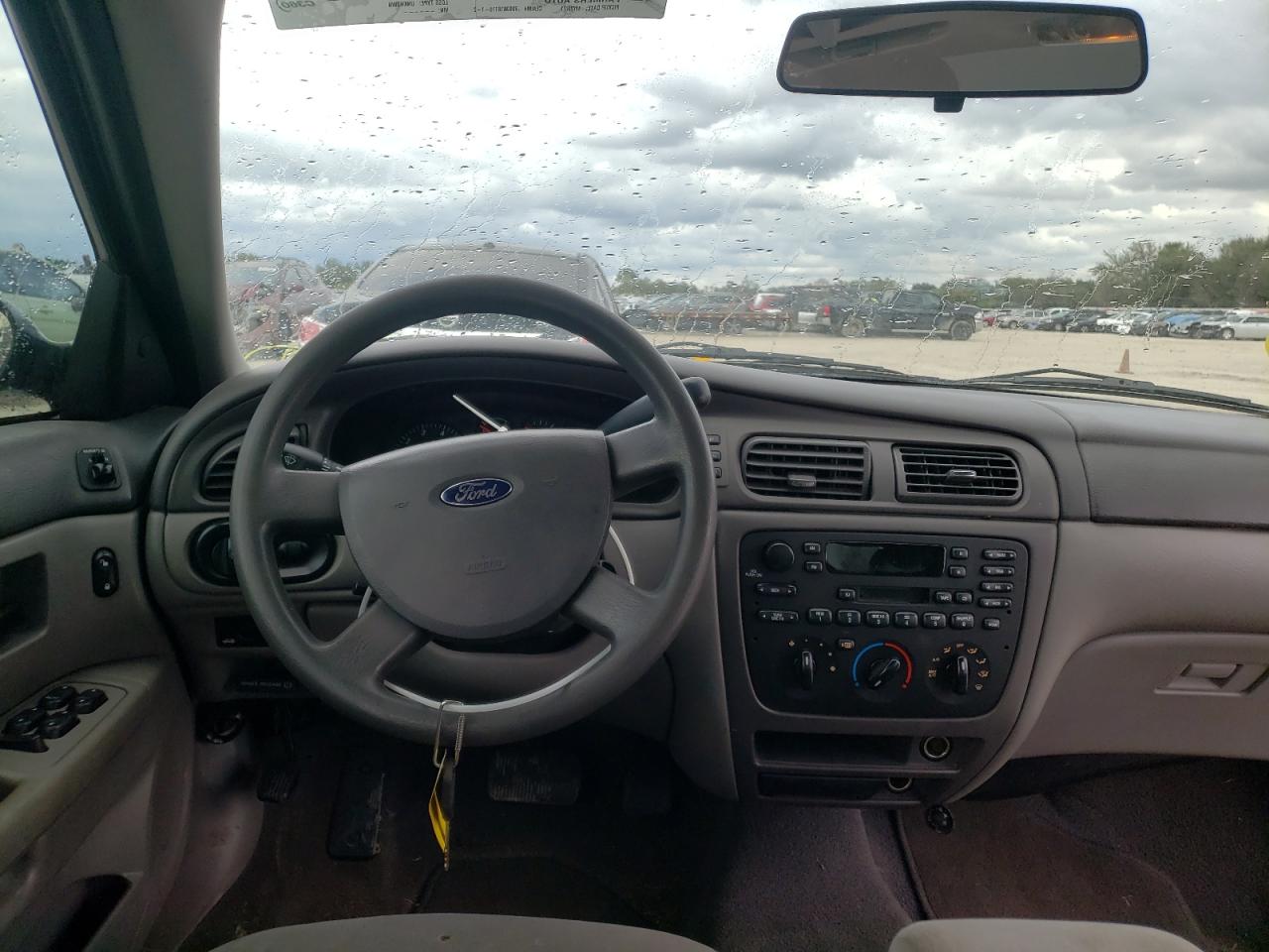 Photo 9 from auction – 2004 FORD TAURUS with VIN 1FAFP52U24A113764