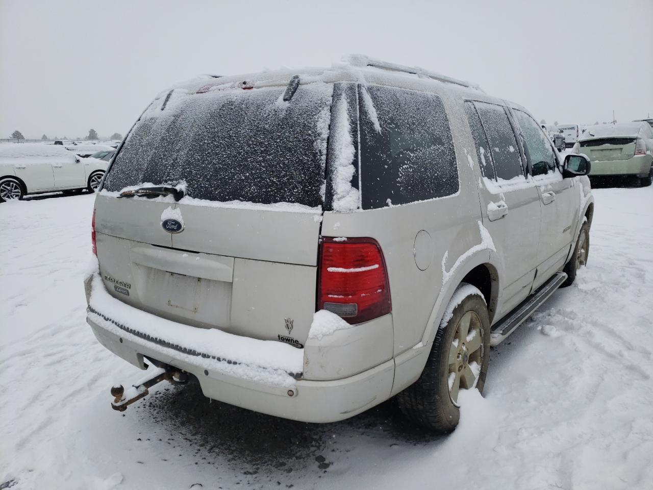 Photo 4 from auction – 2004 FORD EXPLORER with VIN 1FMZU75W74UA53550