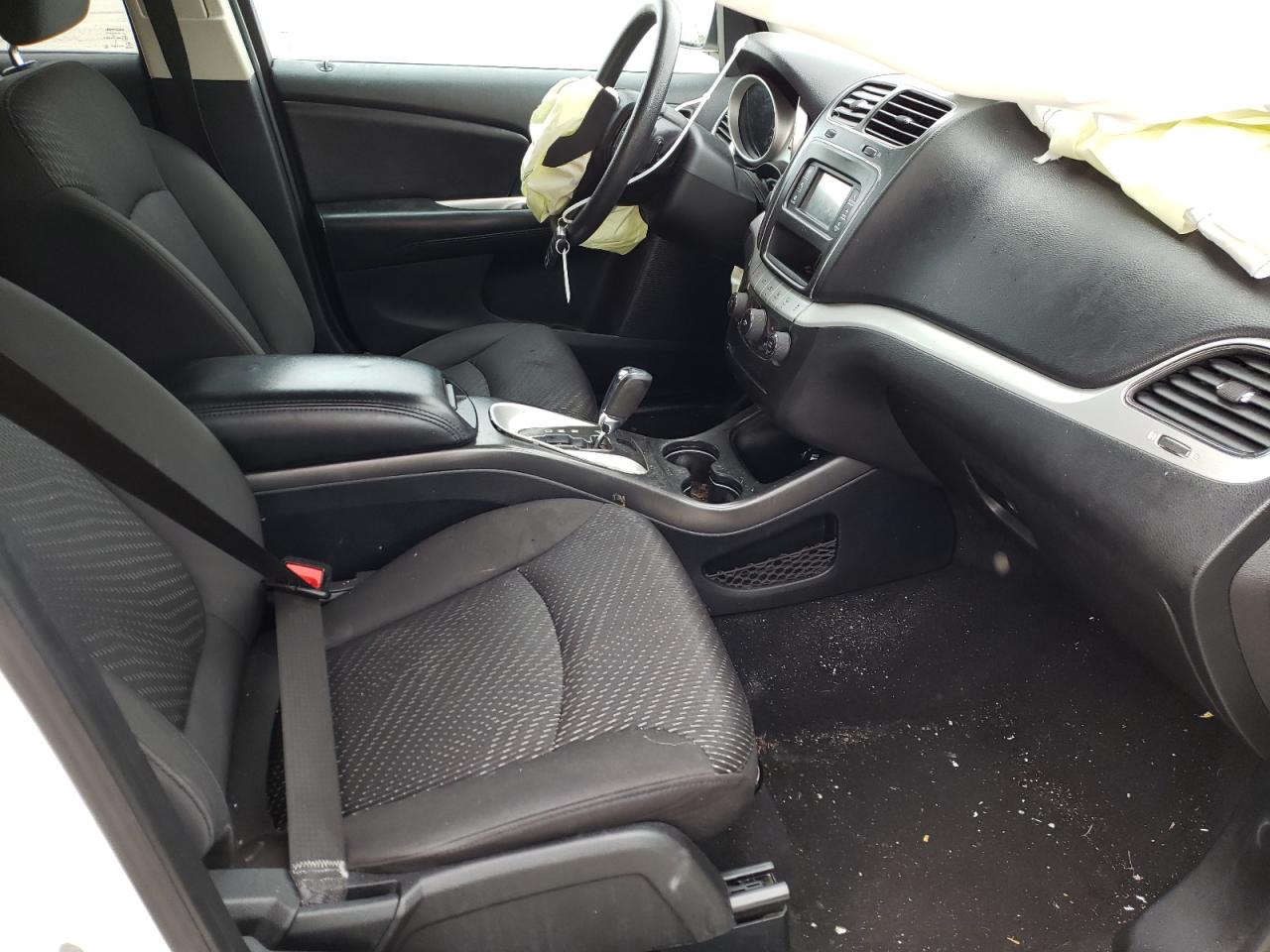 Photo 5 from auction – 2018 DODGE JOURNEY SE with VIN 3C4PDCAB4JT382834