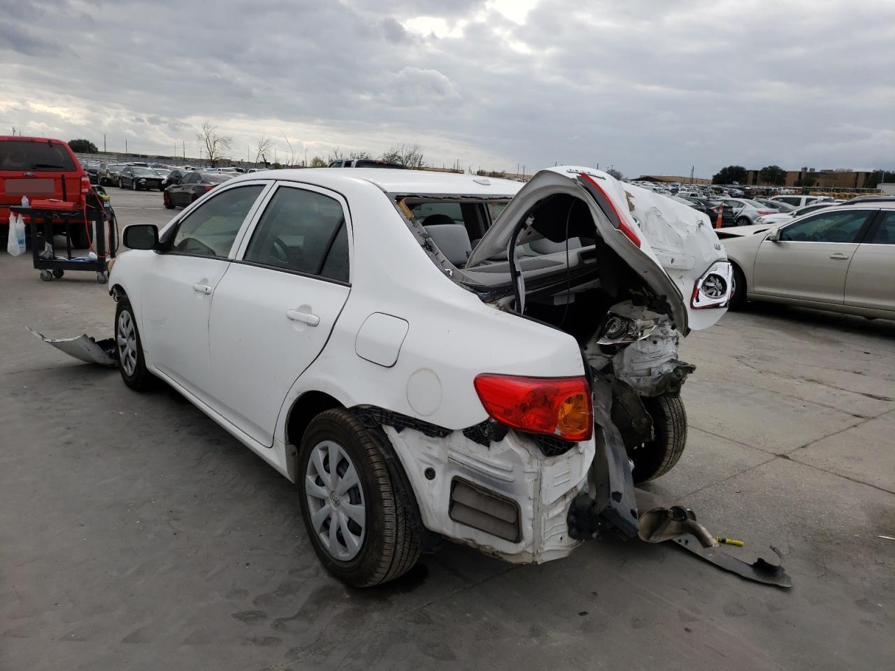 Zdjęcie 3 z aukcji – 2010 TOYOTA COROLLA BA z VIN 2T1BU4EE7AC361824
