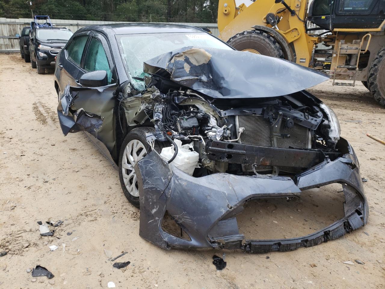 TOYOTA COROLLA L 2017 with VIN 5YFBURHE9HP689409 - Photo from auction