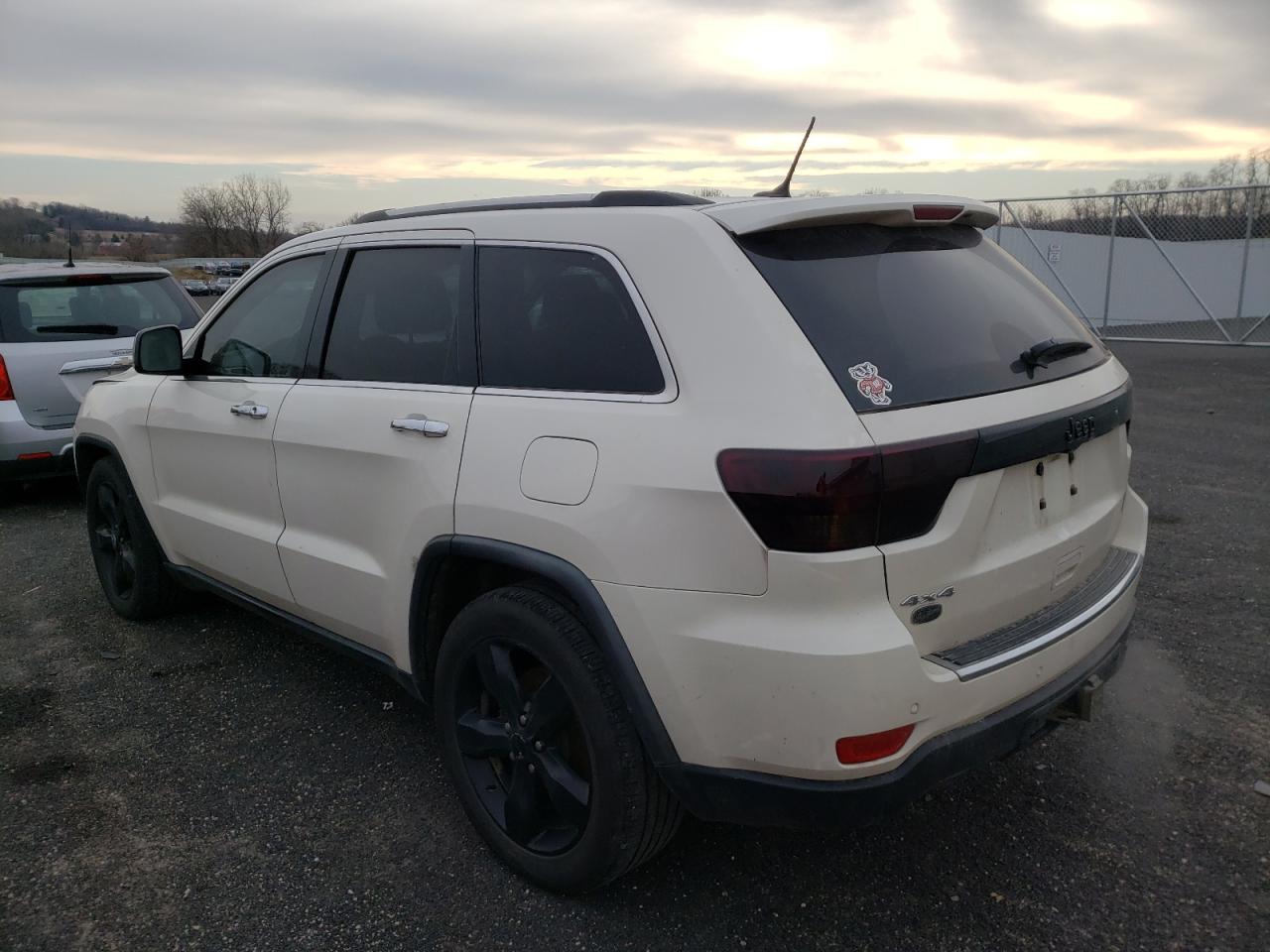 Photo 3 from auction – 2011 JEEP GRAND CHER with VIN 1J4RR6GG2BC608441