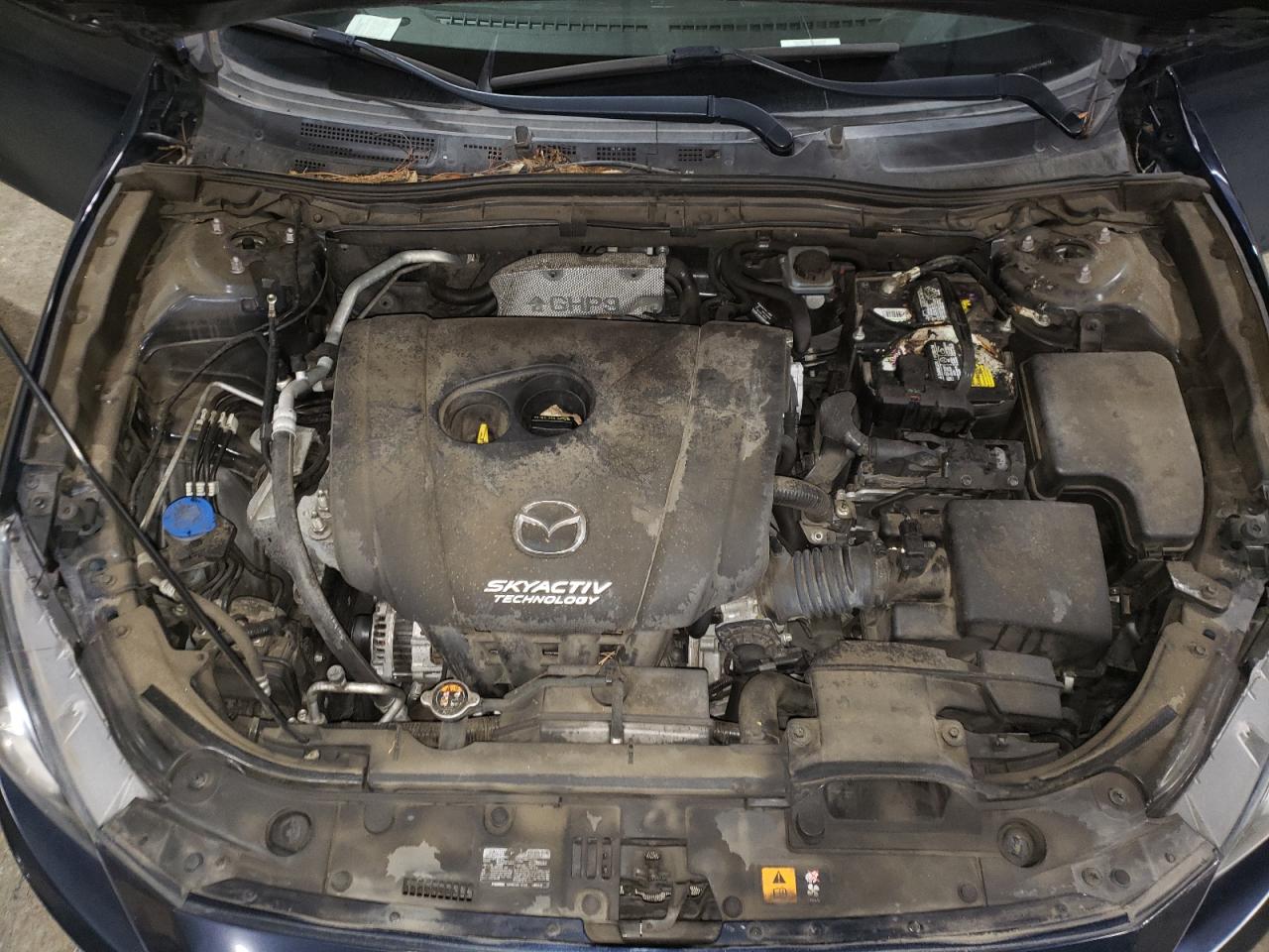 Photo 7 from auction – 2015 MAZDA 3 TOURING with VIN JM1BM1V76F1268174