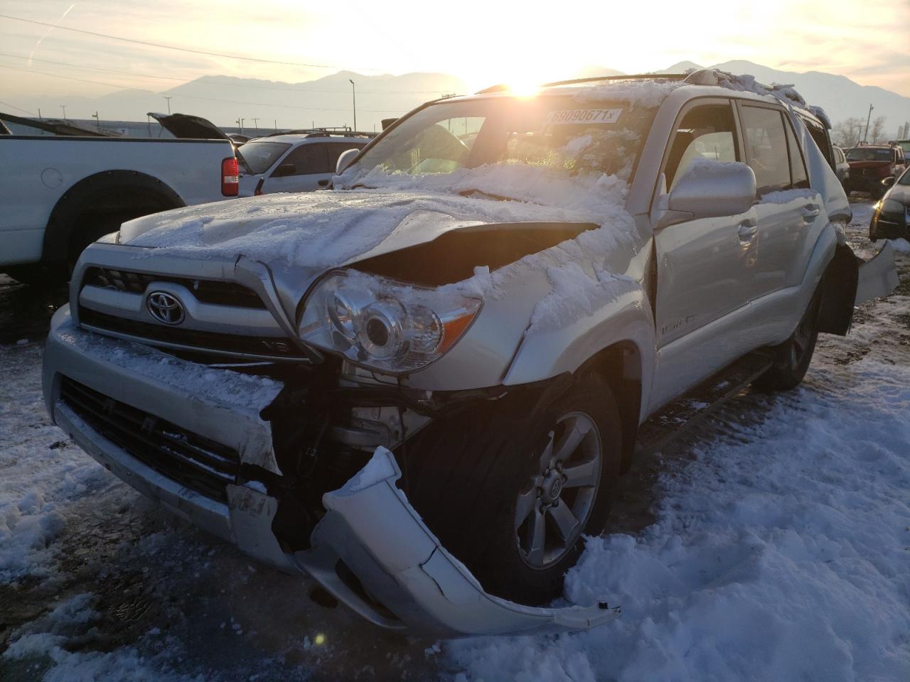 Photo 2 from auction – 2008 TOYOTA 4RUNNER LI with VIN JTEBT17R18K004581