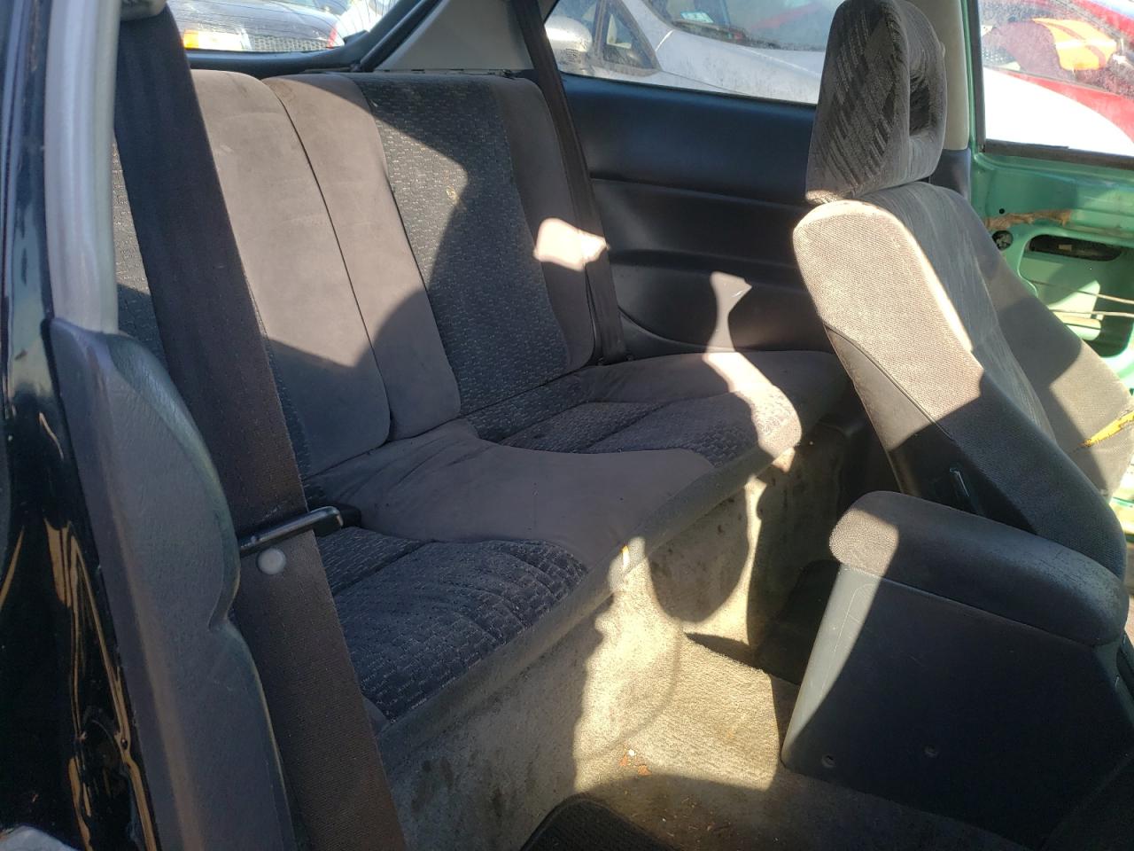 Photo 6 from auction – 2000 HONDA CIVIC DX with VIN 2HGEJ6349YH100840