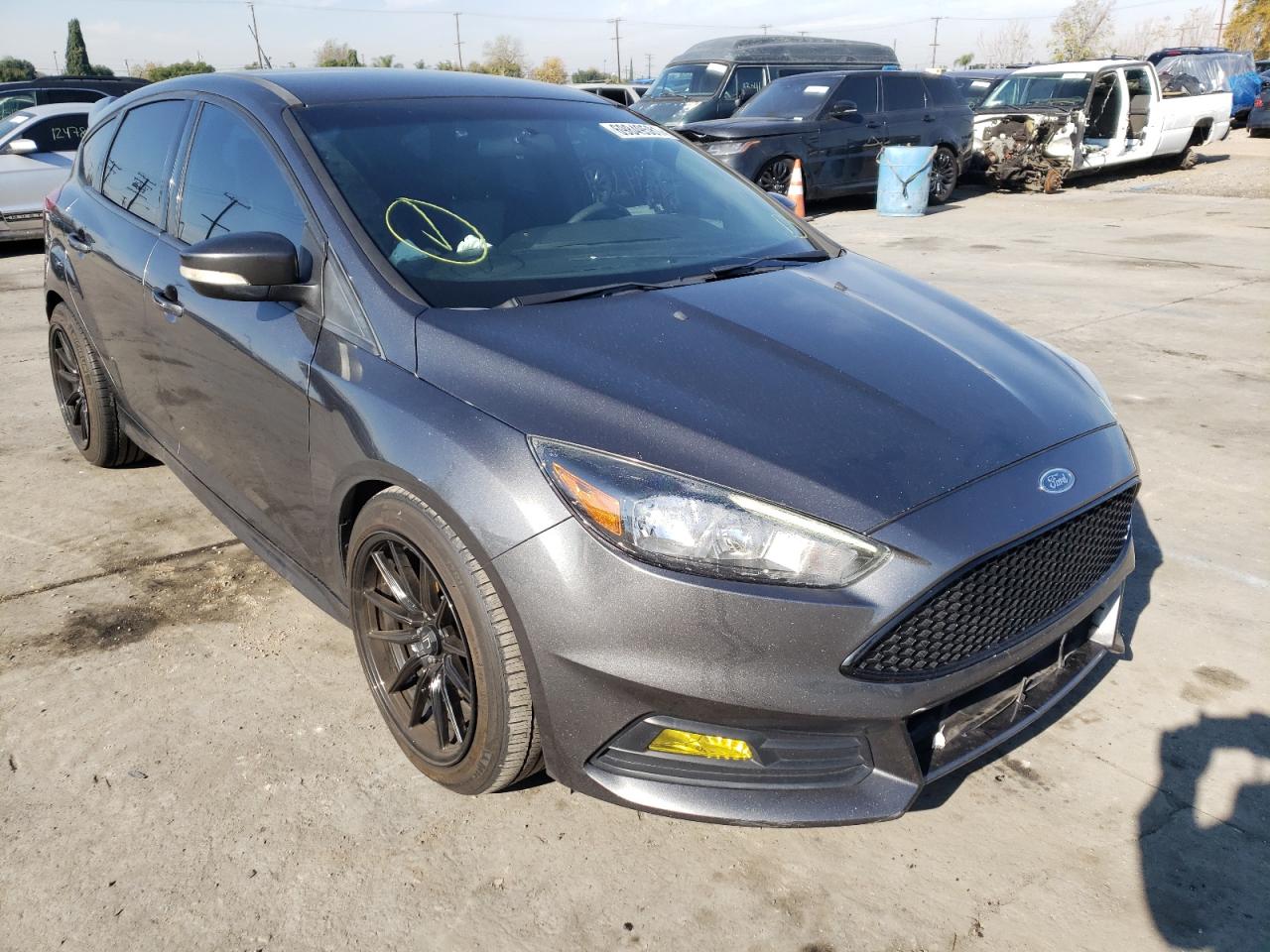 FORD FOCUS ST 2017 con VIN 1FADP3L92HL295854 - Foto de la subasta