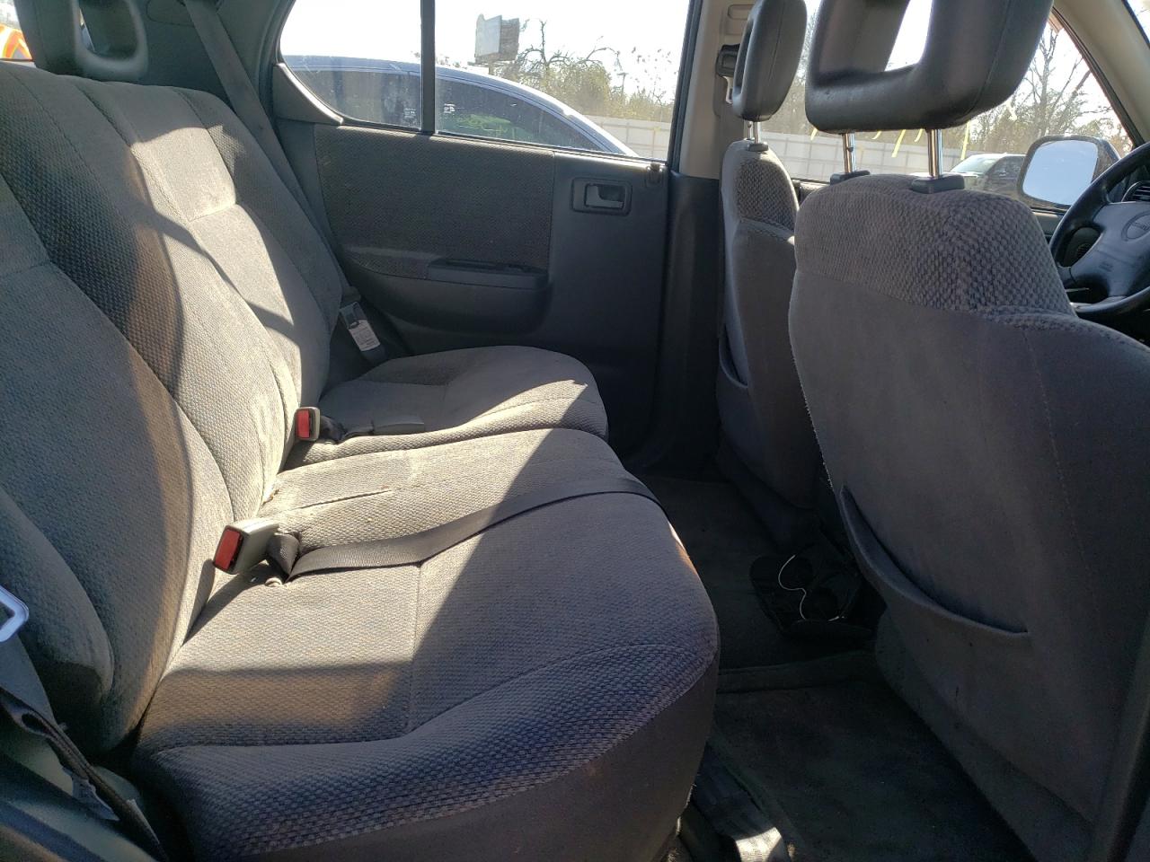 Photo 6 from auction – 1999 ISUZU RODEO S with VIN 4S2CK58W2X4362898