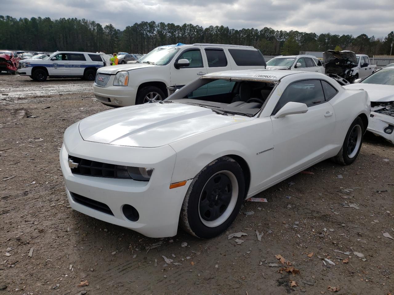 Photo 2 from auction – 2013 CHEVROLET CAMARO LS with VIN 2G1FA1E33D9139267