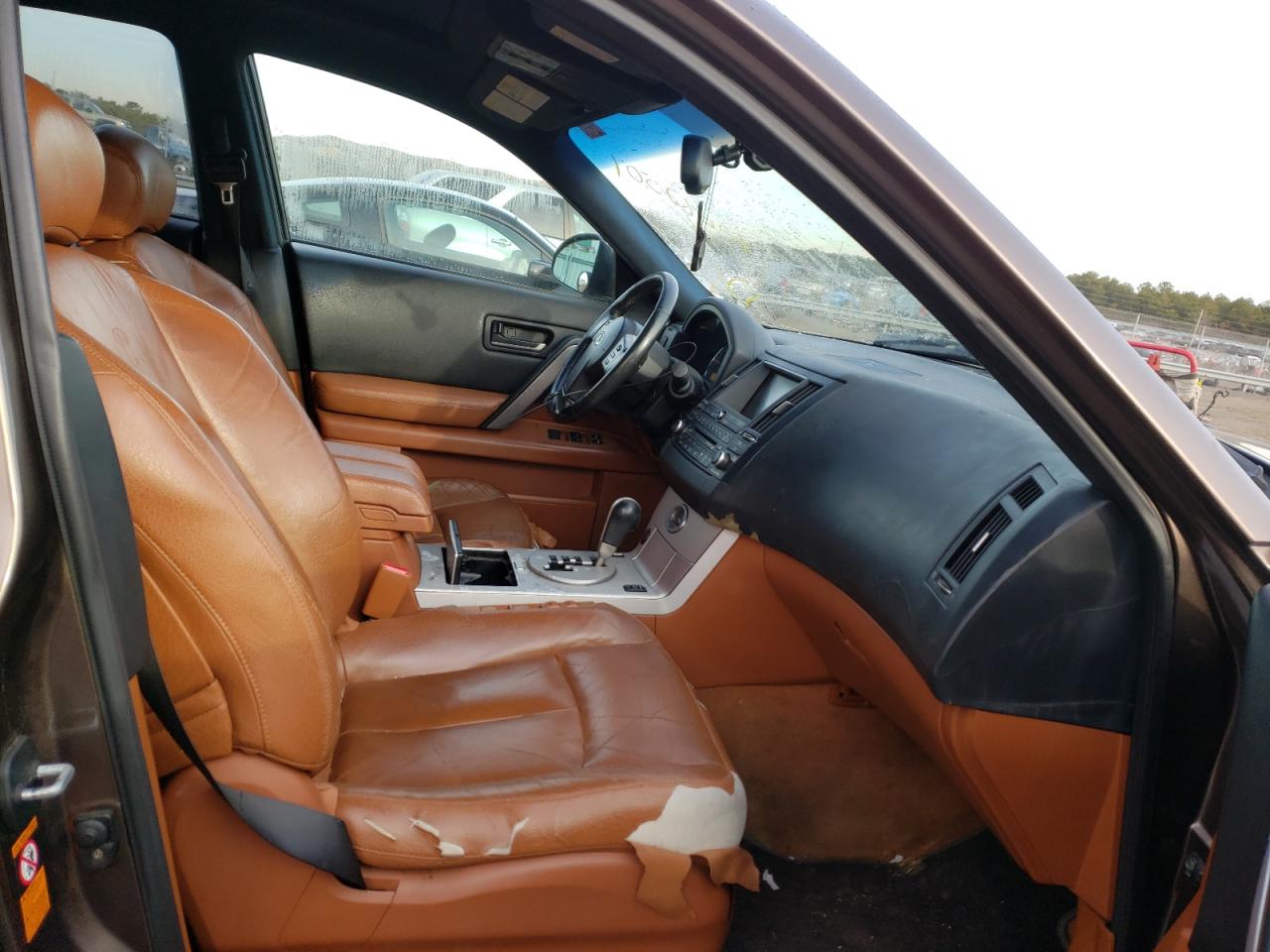 Photo 5 from auction – 2005 INFINITI FX35 with VIN JNRAS08U75X107681