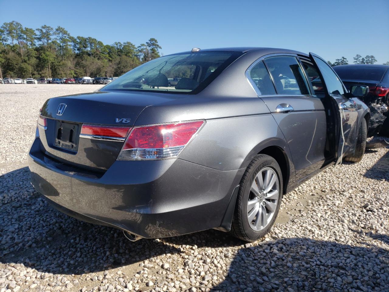 Photo 4 from auction – 2012 HONDA ACCORD EXL with VIN 1HGCP3F82CA020399