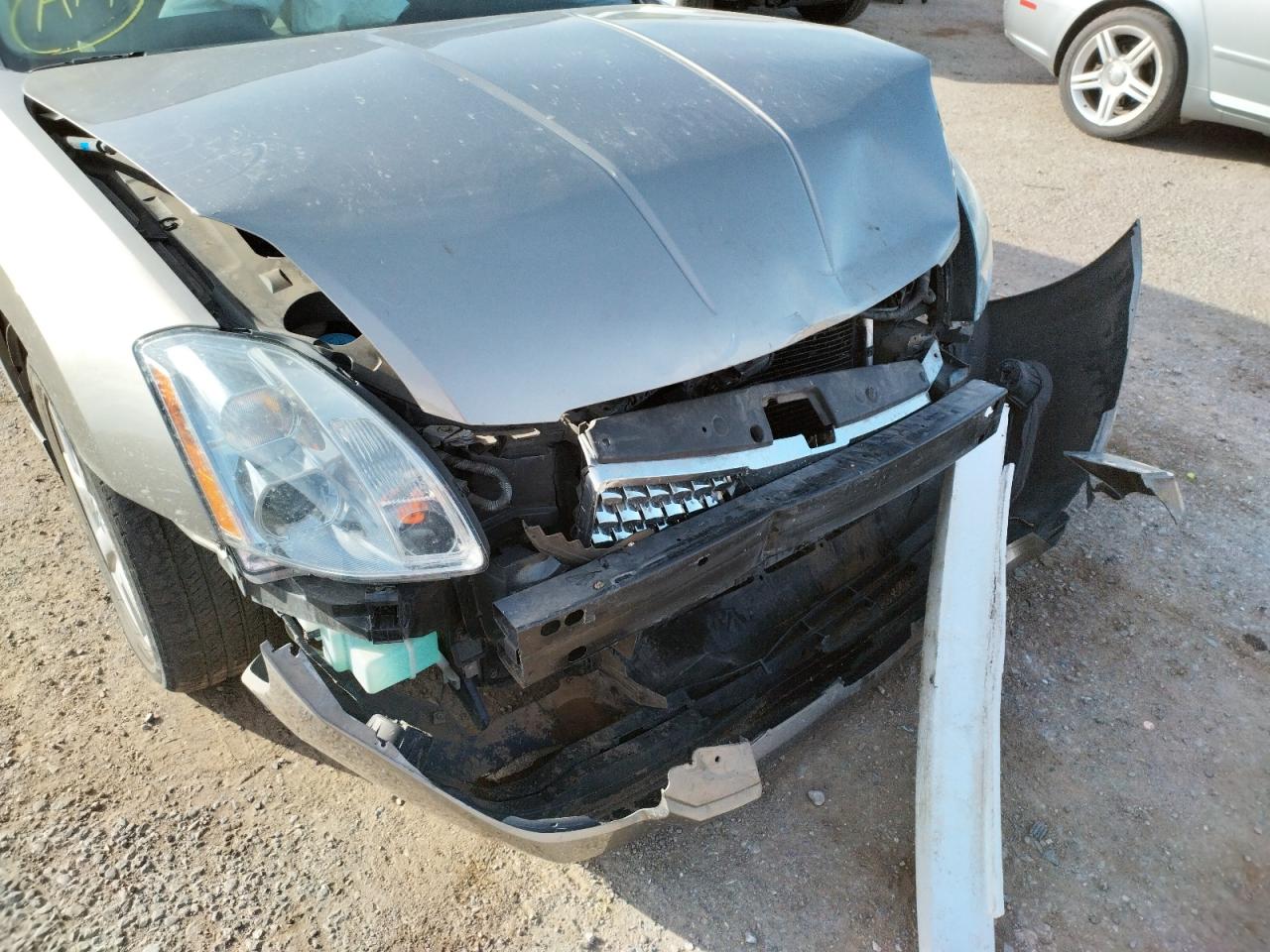 Photo 9 from auction – 2004 NISSAN MAXIMA SE with VIN 1N4BA41E94C880455