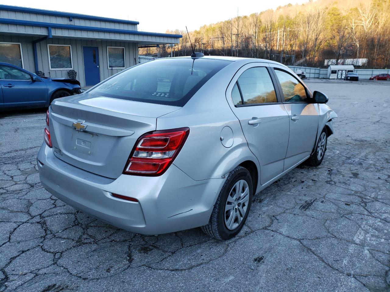 Photo 4 from auction – 2019 CHEVROLET SONIC LS with VIN 1G1JB5SB9K4132138