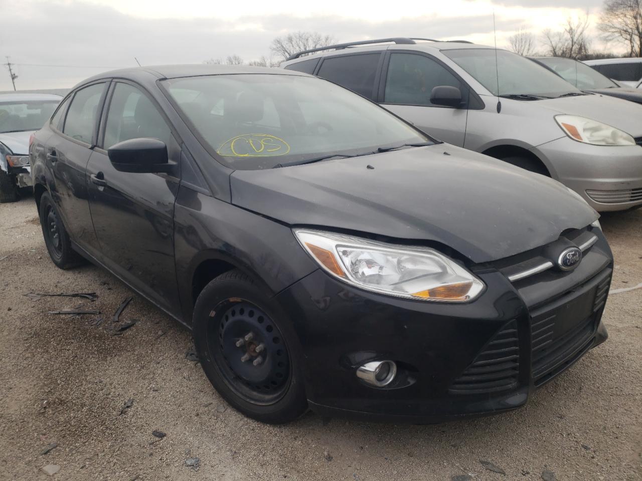 FORD FOCUS SE 2012 с VIN 1FAHP3F20CL323417 - Фото с аукциона