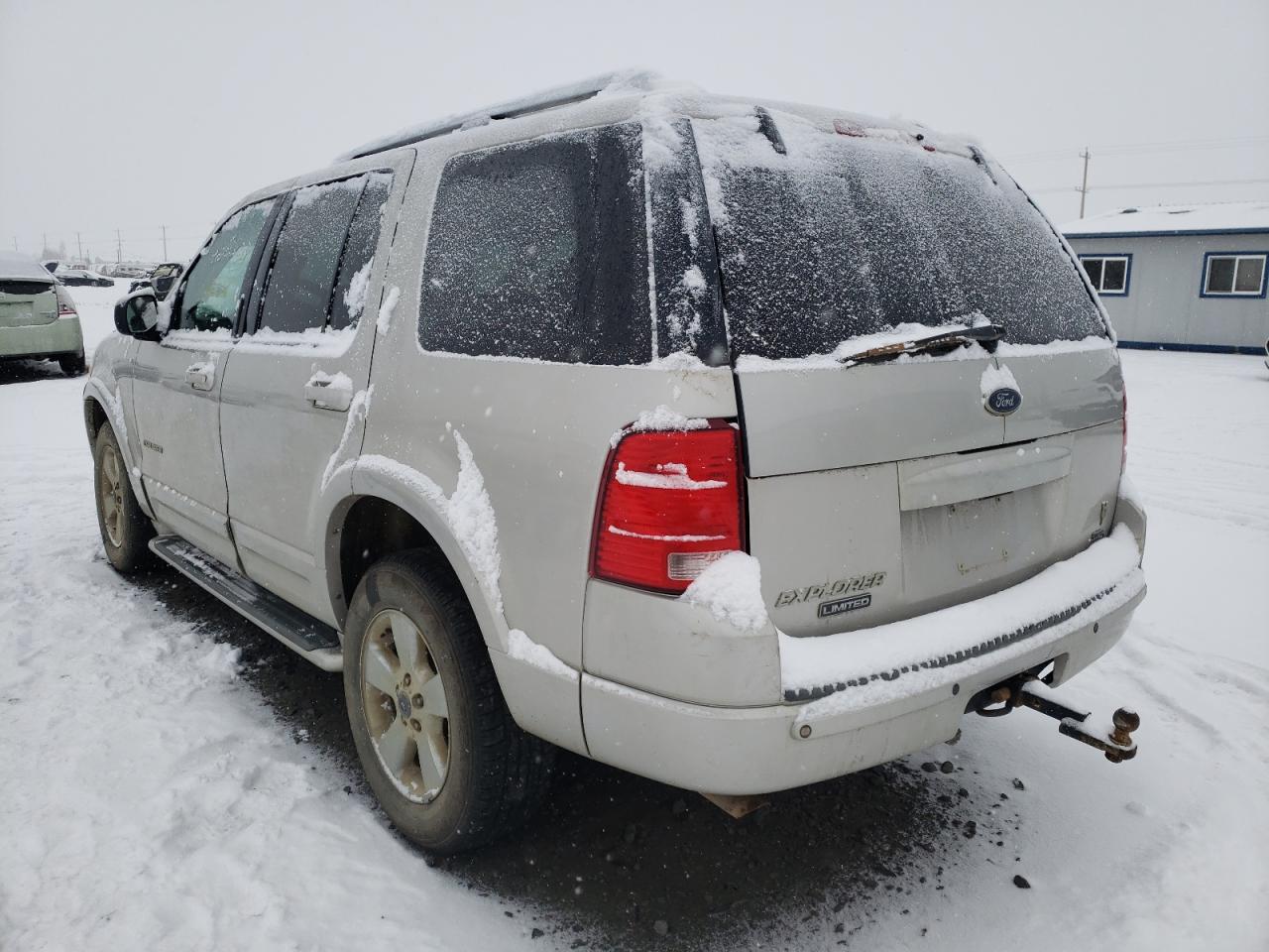 Photo 3 from auction – 2004 FORD EXPLORER with VIN 1FMZU75W74UA53550