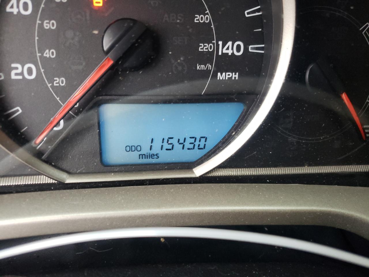 Photo 8 from auction – 2015 TOYOTA RAV4 XLE with VIN 2T3RFREV1FW301489