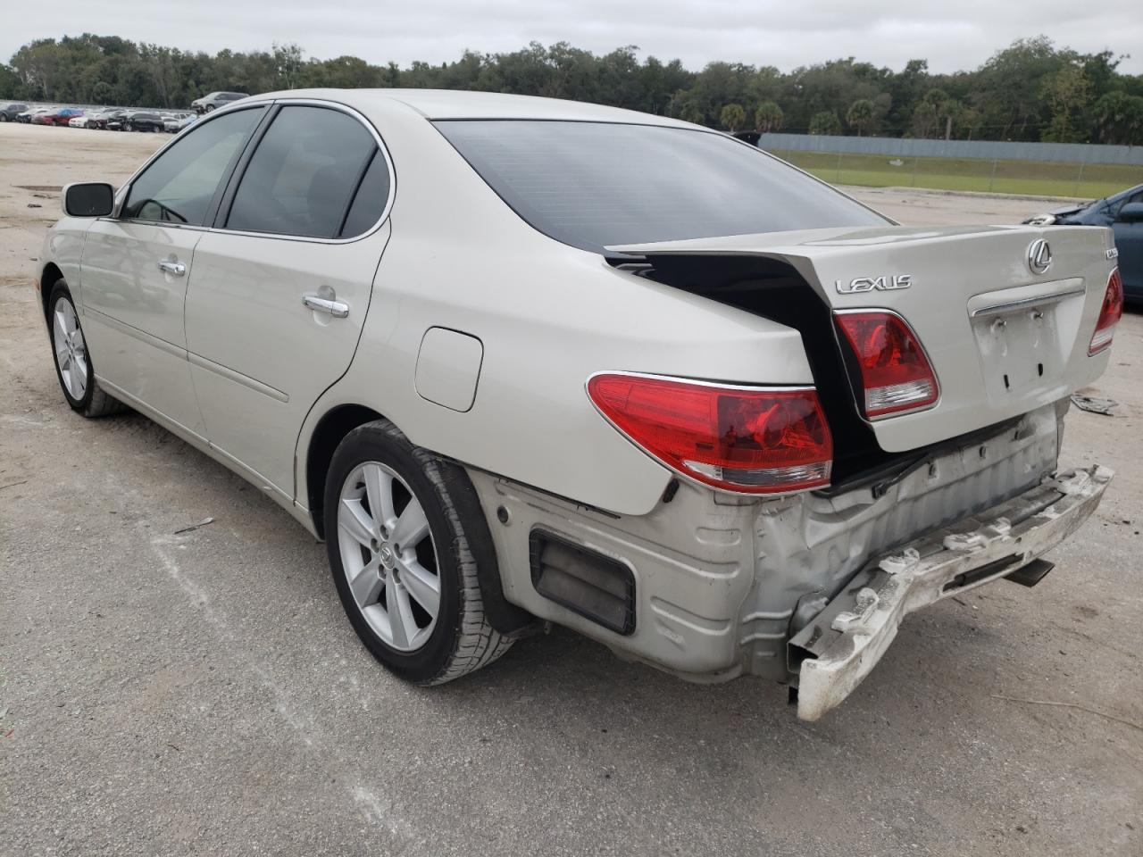 Photo 3 from auction – 2005 LEXUS ES 330 with VIN JTHBA30G755087473