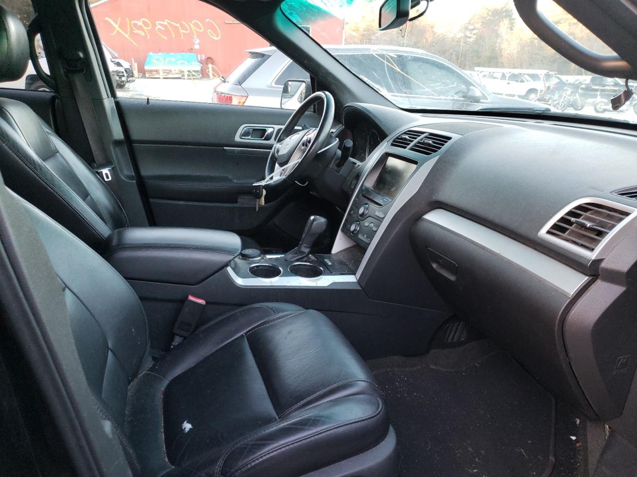 Photo 5 from auction – 2013 FORD EXPLORER X with VIN 1FM5K8D84DGC95143