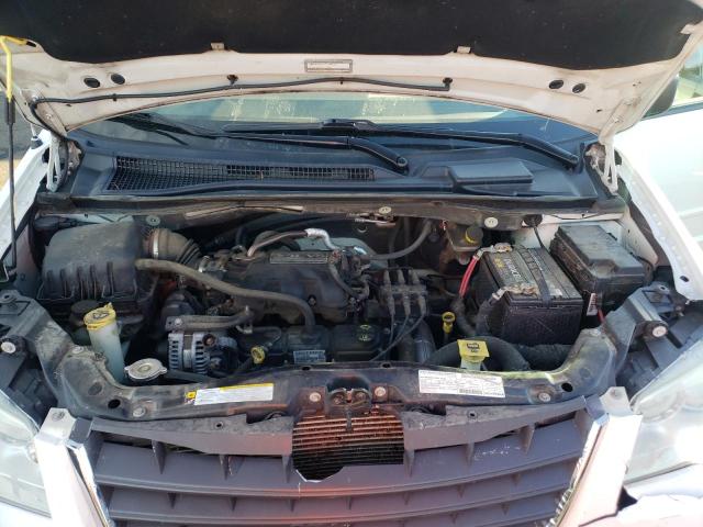 Photo 7 from auction – 2008 CHRYSLER TOWN & COU with VIN 2A8HR44H68R787577