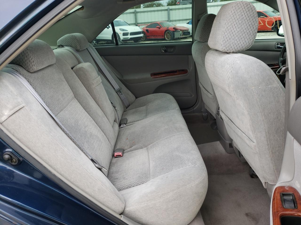 Photo 6 from auction – 2003 TOYOTA CAMRY with VIN 4T1BE32K63U205907