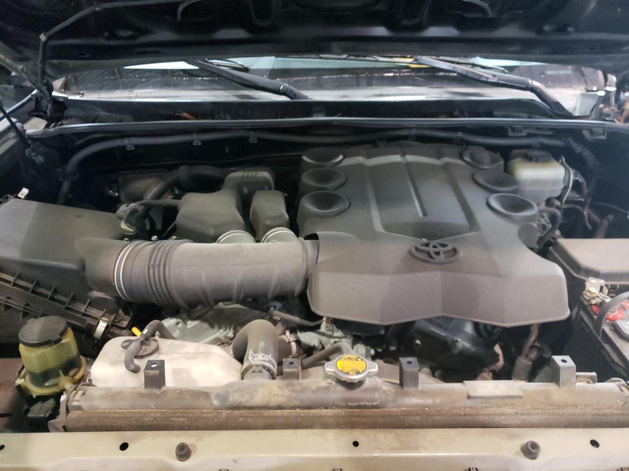 Photo 7 from auction – 2010 TOYOTA 4RUNNER SR with VIN JTEZU5JRXA5002103