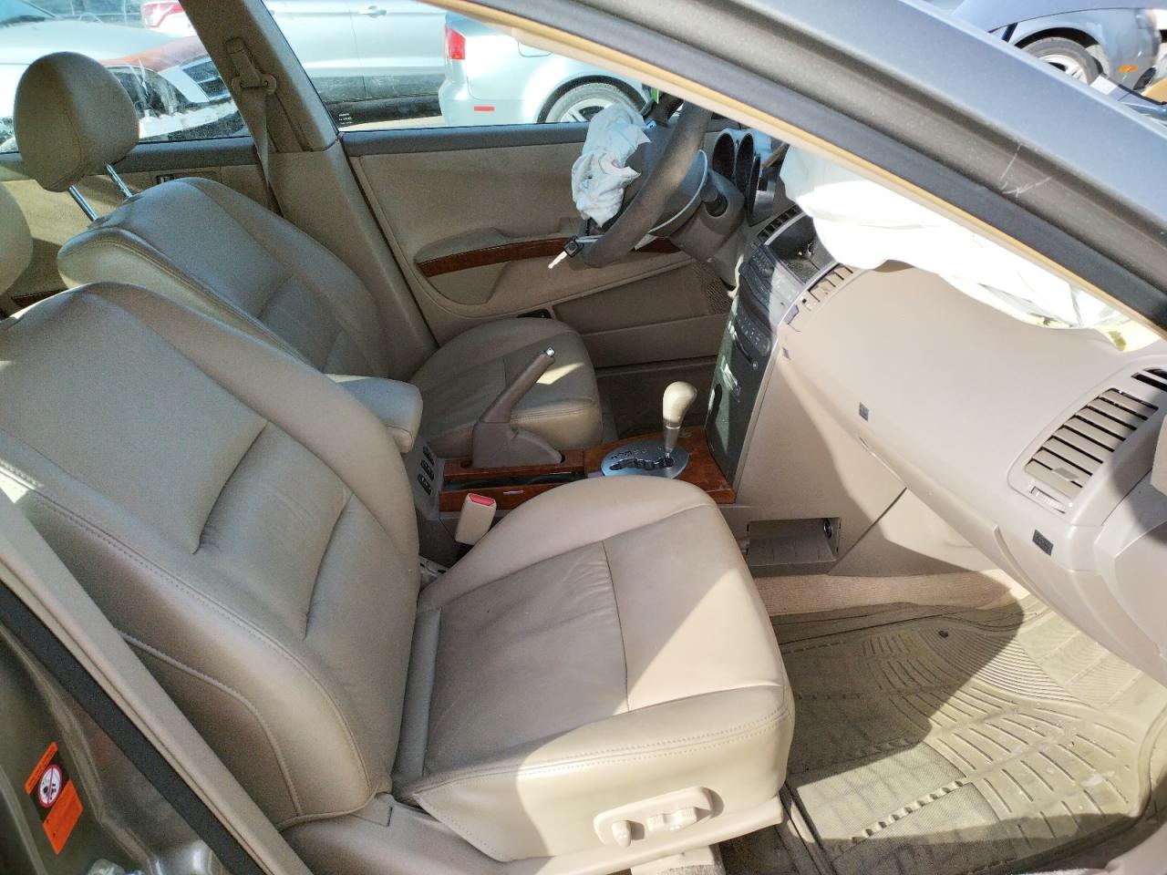 Photo 5 from auction – 2004 NISSAN MAXIMA SE with VIN 1N4BA41E94C880455