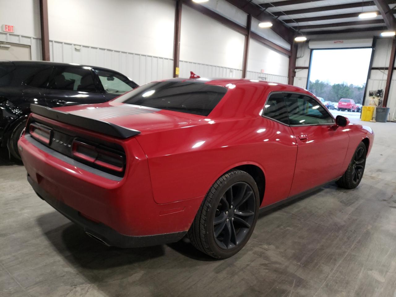 Photo 4 from auction – 2016 DODGE CHALLENGER with VIN 2C3CDZAG7GH143149