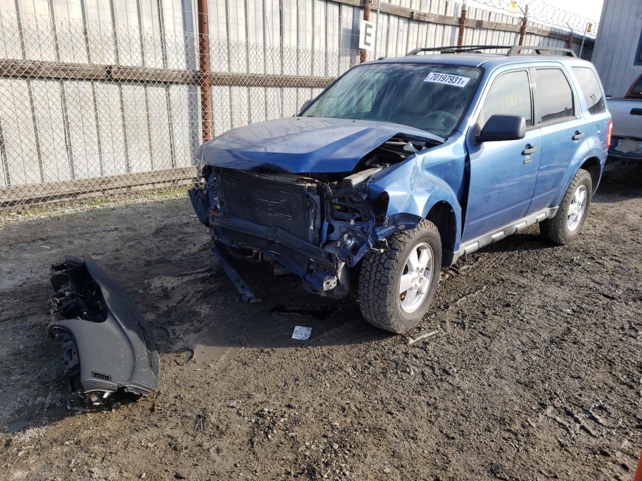 Photo 2 from auction – 2009 FORD ESCAPE XLT with VIN 1FMCU03G19KA19793