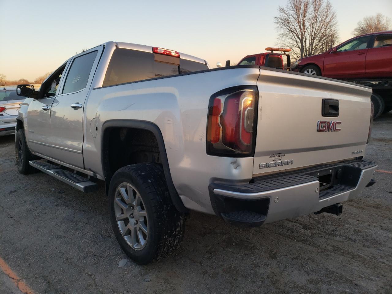 Photo 3 from auction – 2018 GMC SIERRA K15 with VIN 3GTU2PEC2JG574376