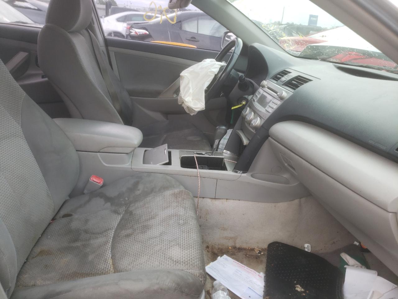Photo 5 from auction – 2010 TOYOTA CAMRY BASE with VIN 4T1BF3EK4AU101714