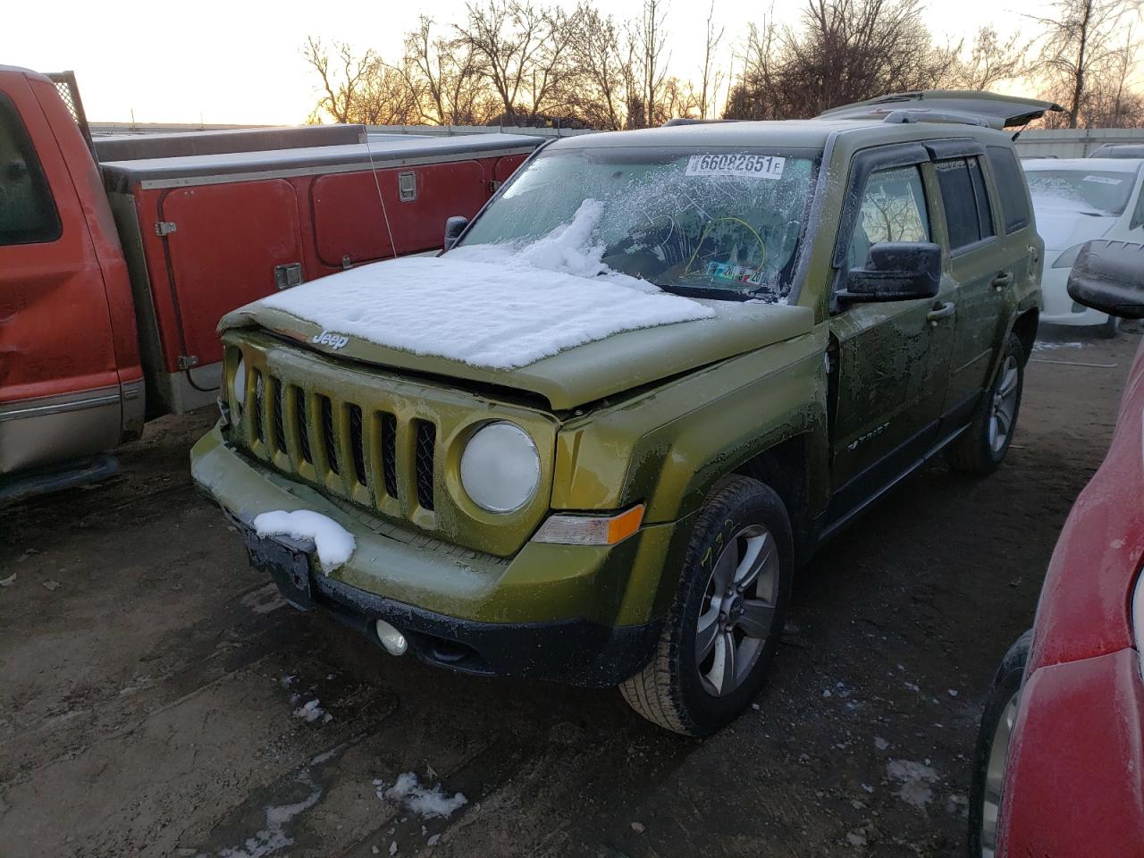 Photo 2 from auction – 2012 JEEP PATRIOT LA with VIN 1C4NJRFB9CD554909
