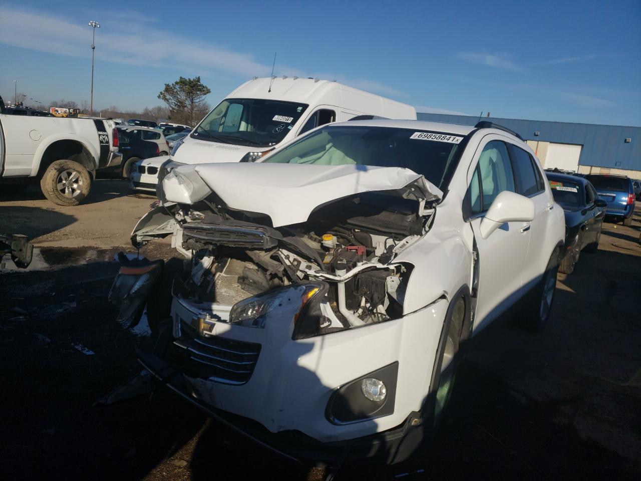 Photo 2 from auction – 2016 CHEVROLET TRAX LTZ with VIN 3GNCJRSB6GL275020