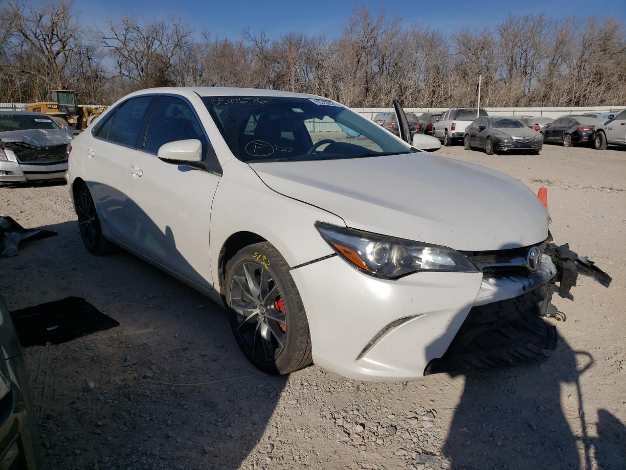 Photo 1 from auction – 2015 TOYOTA CAMRY LE with VIN 4T1BF1FK4FU050676