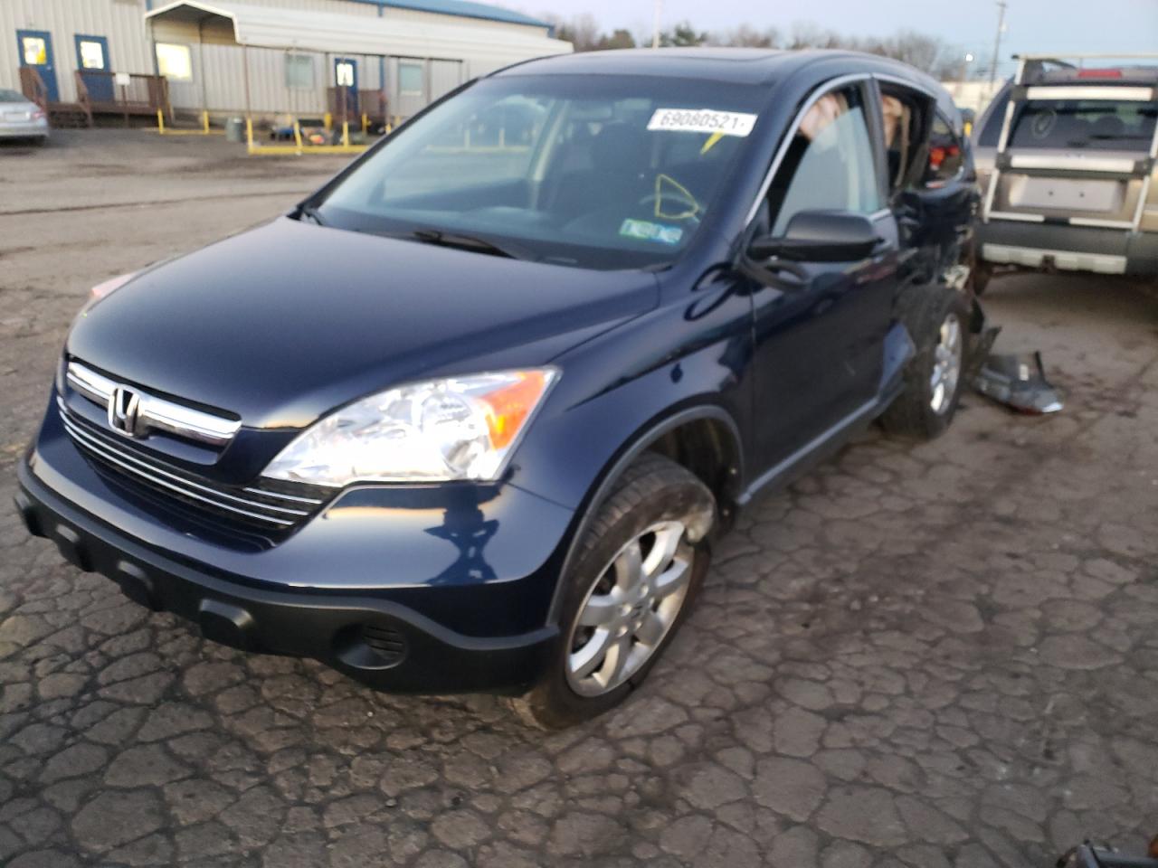 Photo 2 from auction – 2008 HONDA CRV with VIN 5J6RE485X8L020017