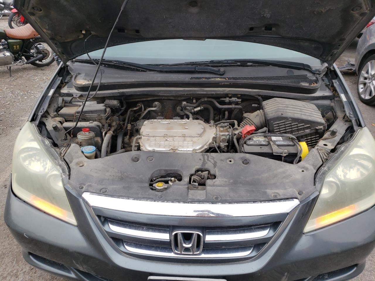 Photo 7 from auction – 2005 HONDA ODYSSEY EX with VIN 5FNRL38465B407742