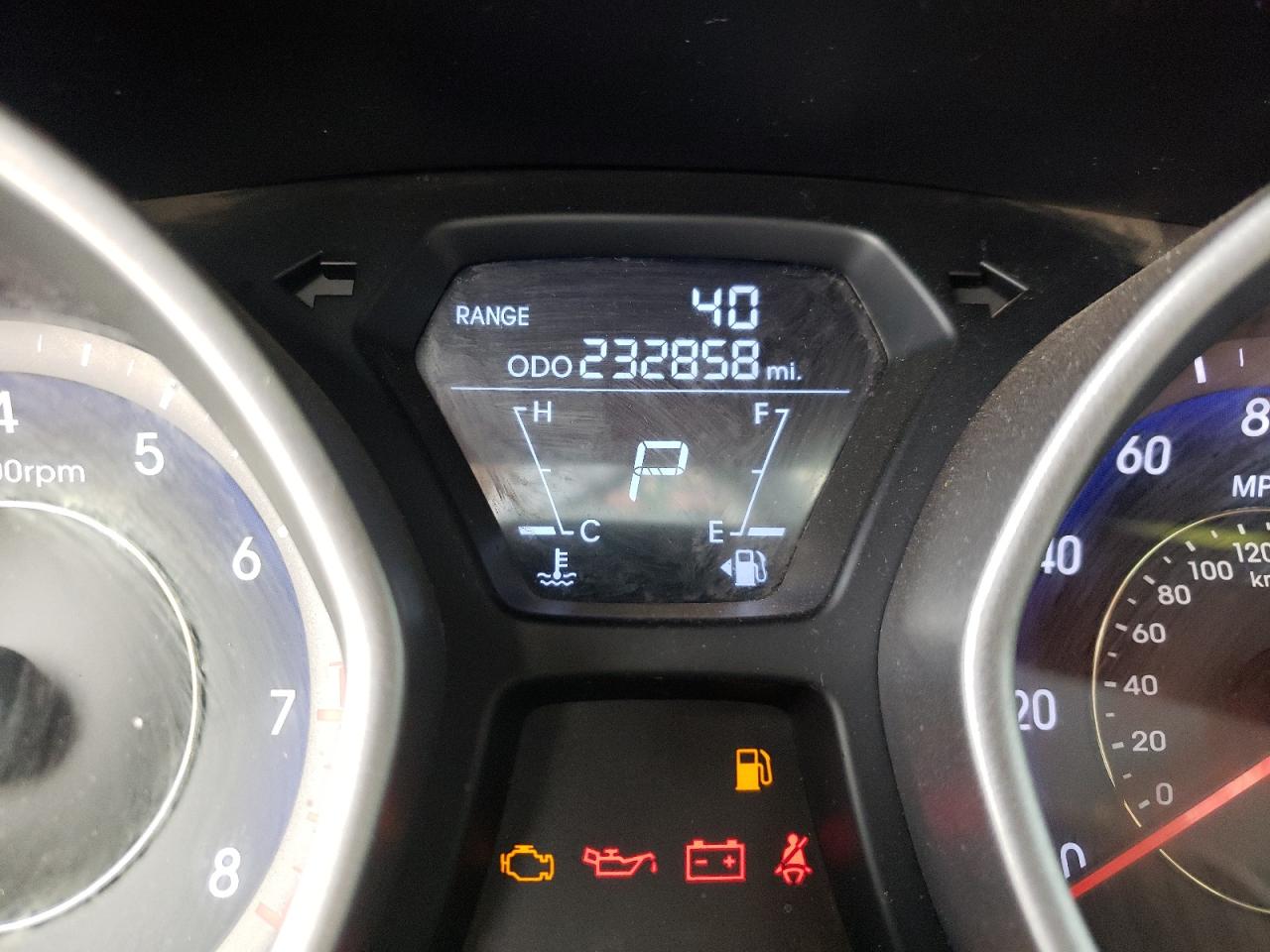 Photo 8 from auction – 2012 HYUNDAI ELANTRA GL with VIN KMHDH4AEXCU370652