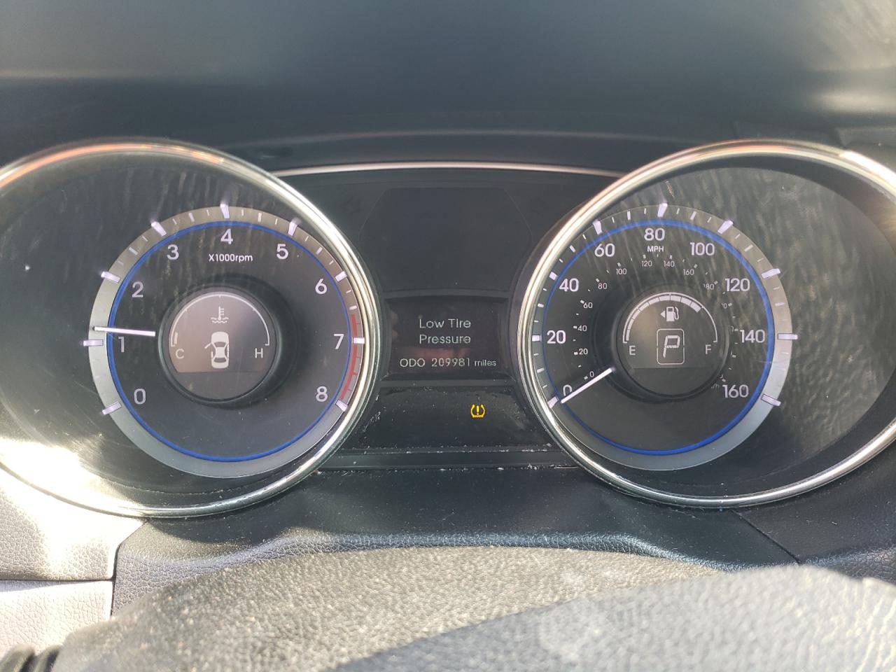 Photo 8 from auction – 2012 HYUNDAI SONATA GLS with VIN 5NPEB4AC2CH377274