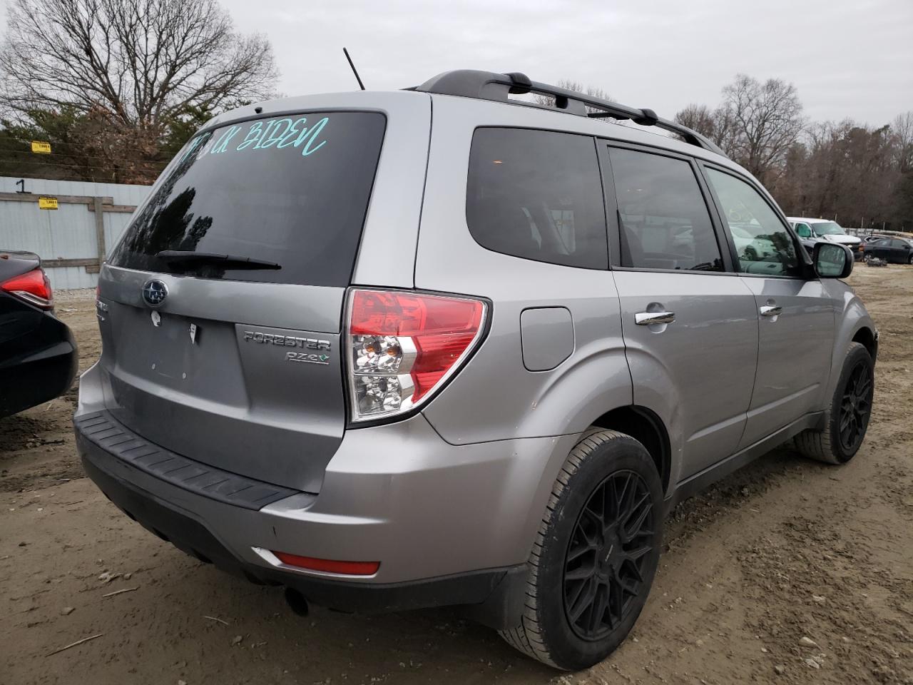Photo 4 from auction – 2011 SUBARU FORESTER L with VIN JF2SHAEC2BH712185