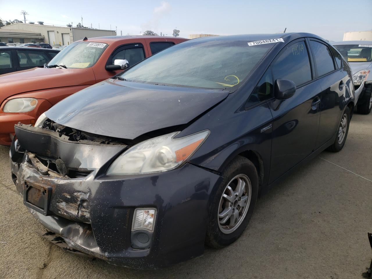 صورة رقم 2 من المزاد - 2011 TOYOTA PRIUS مع VIN JTDKN3DU3B5342850