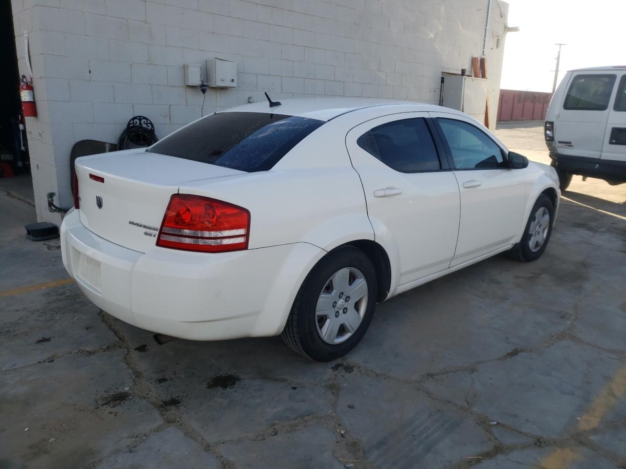 Photo 4 from auction – 2010 DODGE AVENGER SX with VIN 1B3CC4FBXAN166827