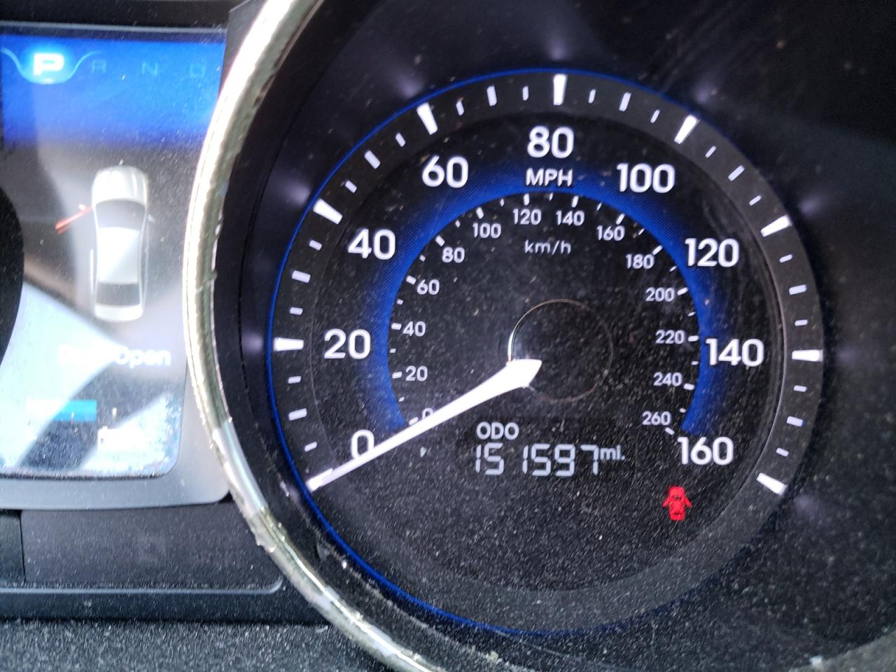 Photo 8 from auction – 2011 HYUNDAI SONATA HYB with VIN KMHEC4A43BA005823