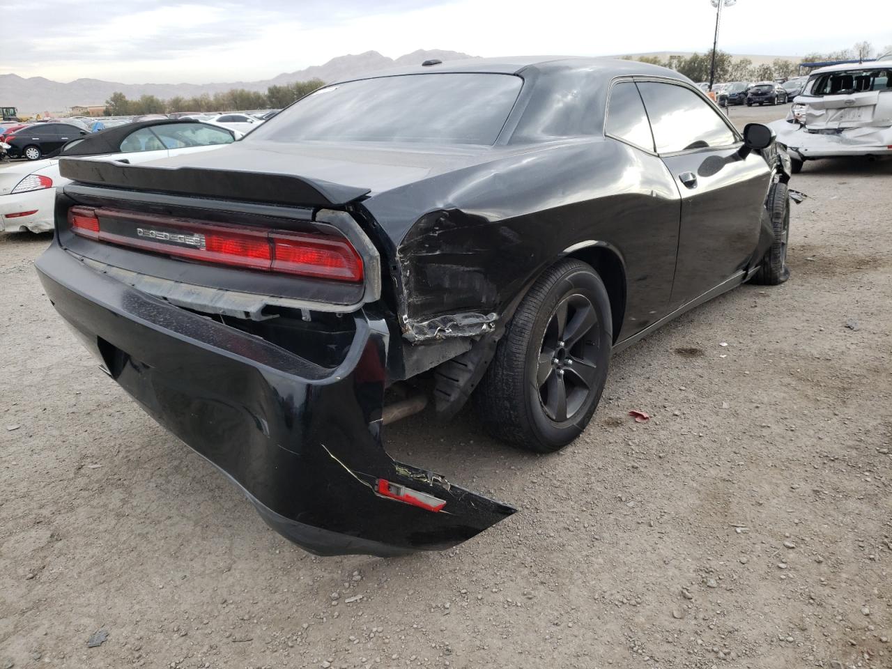 Photo 4 from auction – 2011 DODGE CHALLENGER with VIN 2B3CJ4DG8BH570773